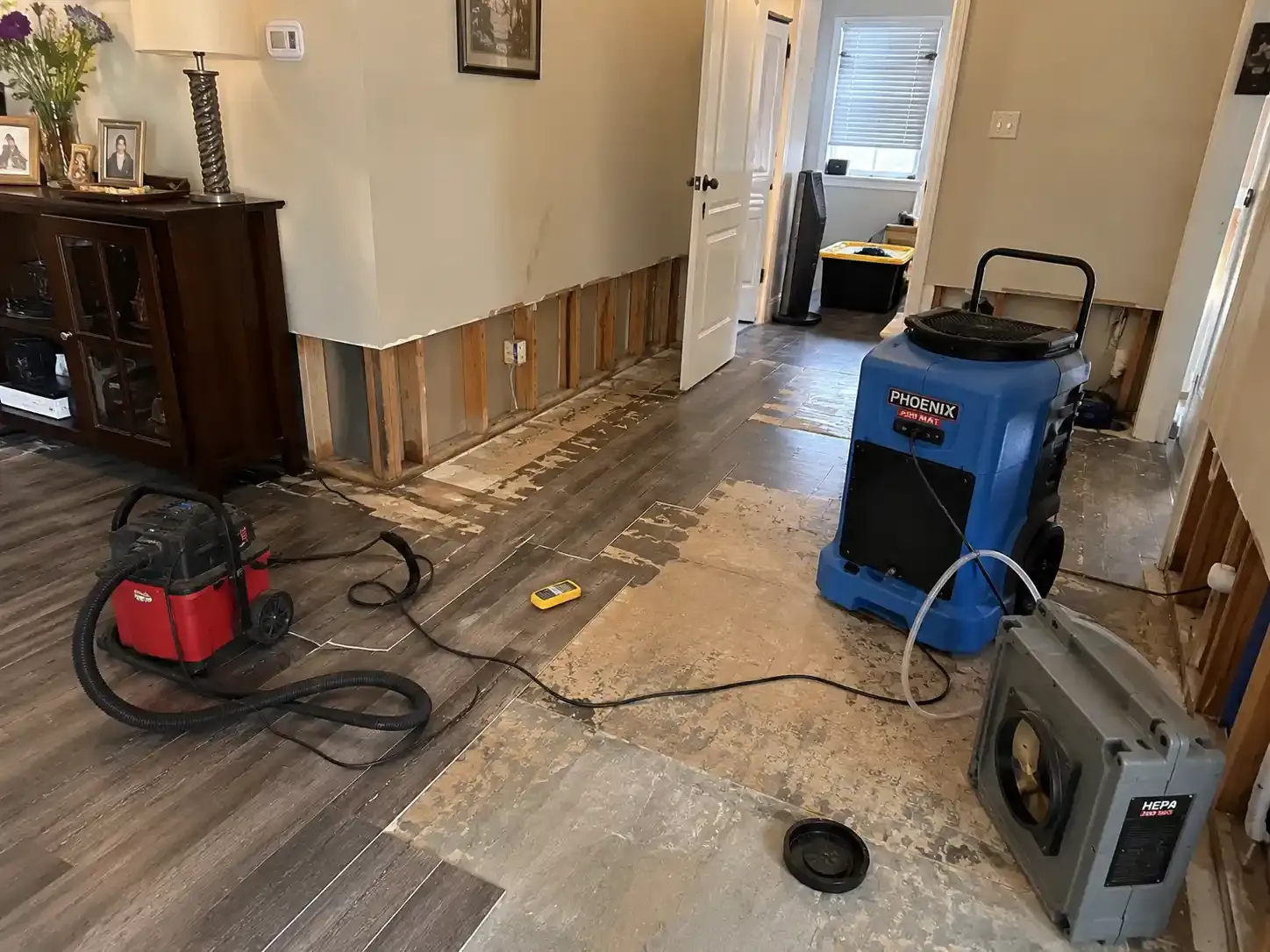 Image water damage restoration 6 water damage point